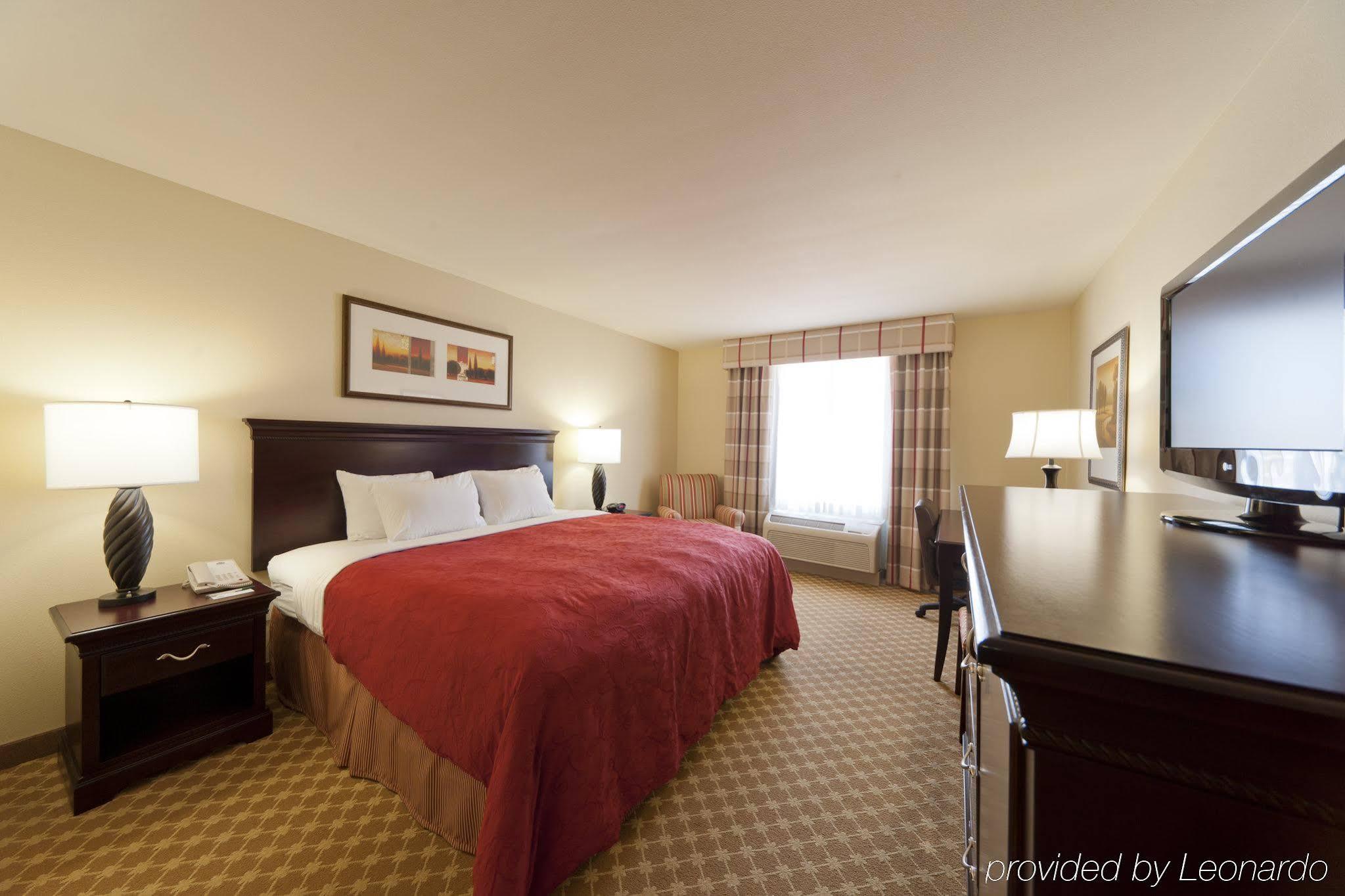 Holiday Inn & Suites - Barstow By Ihg Exterior photo