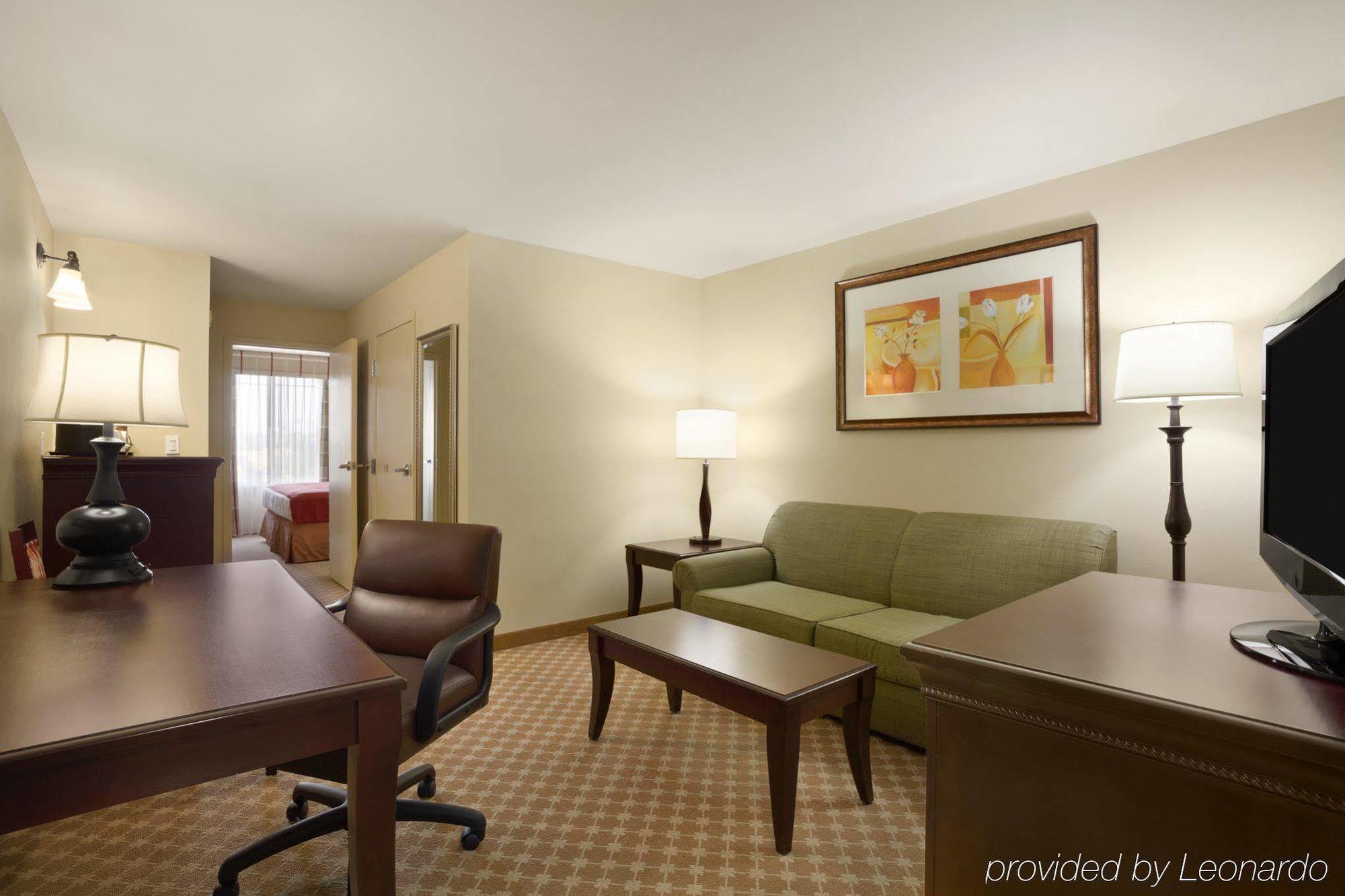 Holiday Inn & Suites - Barstow By Ihg Exterior photo