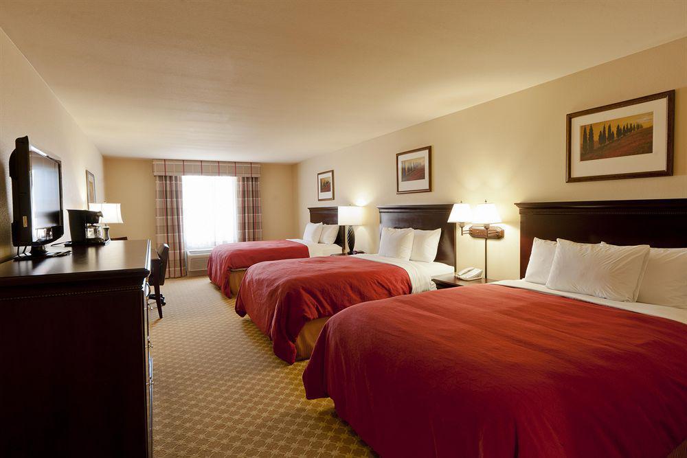 Holiday Inn & Suites - Barstow By Ihg Room photo